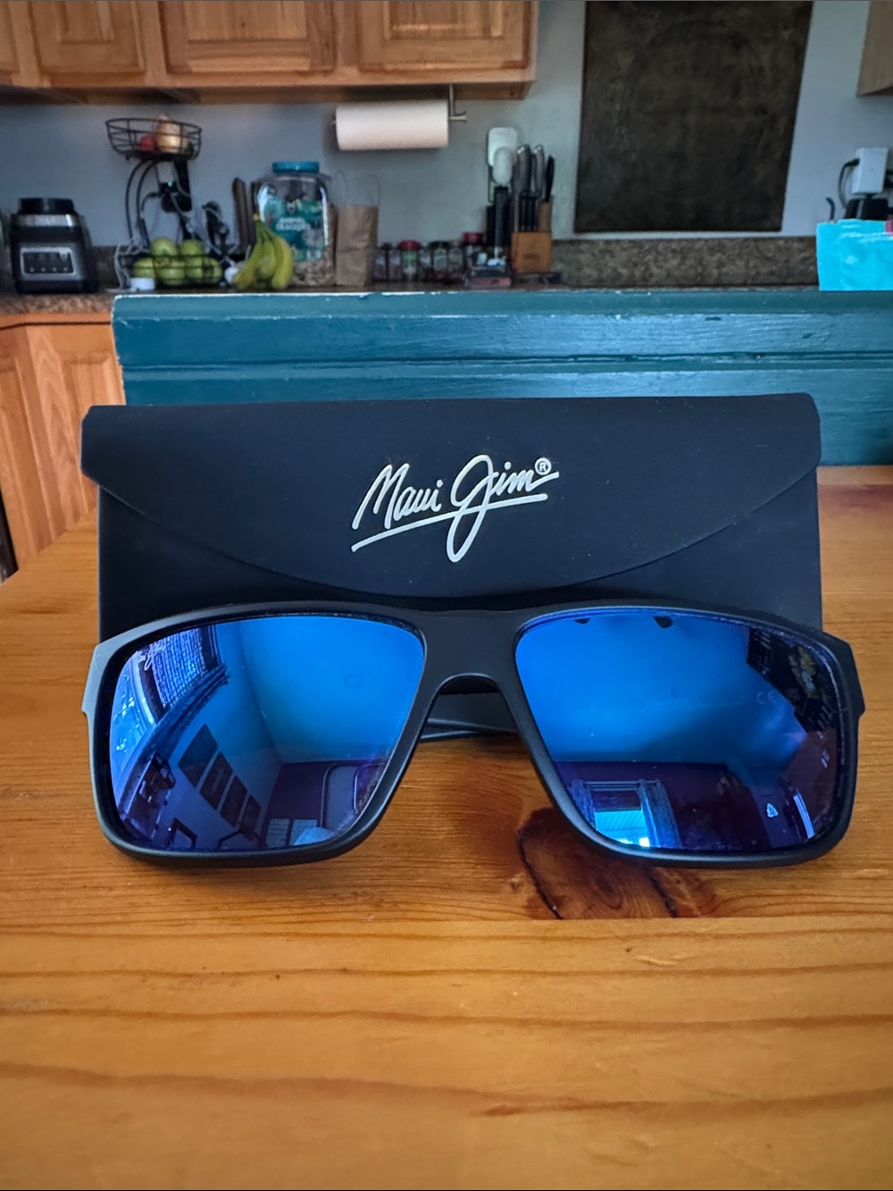 Maui Jim Uila AF Sunglasses - Black Frame with Blue Mirrored Polarized Lenses